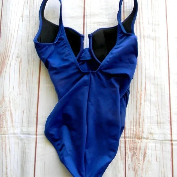 Miraclesuit Women's Colorblock Escape Swimsuit One Piece Blue White Size Medium - Picture 6 of 8